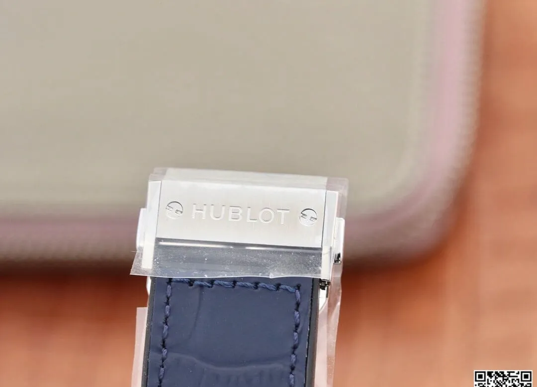 Hublot Classic Fusion 511.NX.7170.LR WWF Factory 1:1 Best Edition Replica Watch Blue Strap